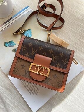 Louis Vuitton Reverse Monogram Dauphine Mini